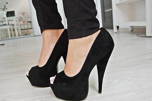 25P Feet and Heel Fetish 5