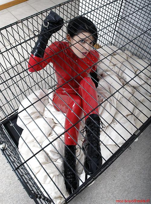19P Female slaves