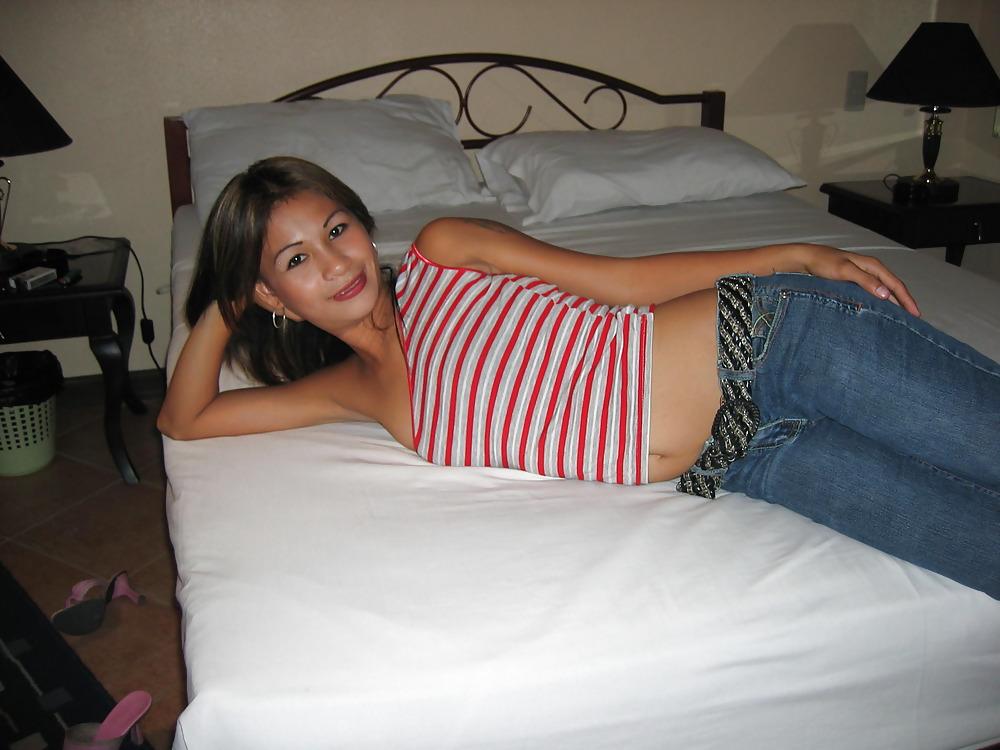 19P REAL THAI GIRL - ROANNE
