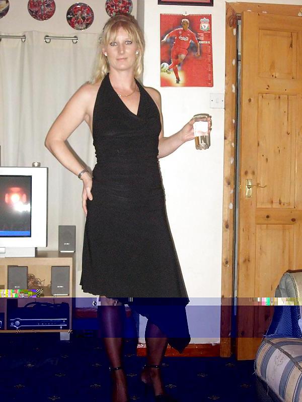 9P Tattooed British Mature Blonde 