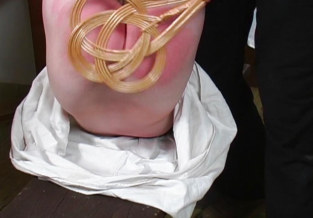 11P Carpet Beater Punishment (1)