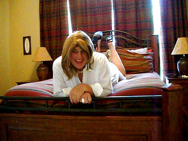 21P What a nasty tranny tease