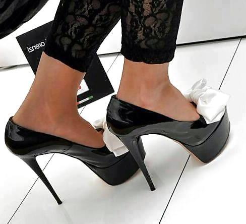 25P Feet and Heel Fetish 15