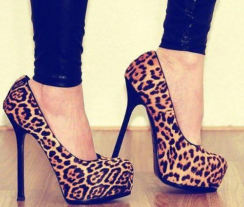 25P Feet and Heel Fetish 15