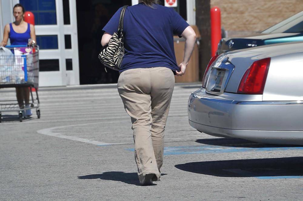 9P Chunky MILF Ass