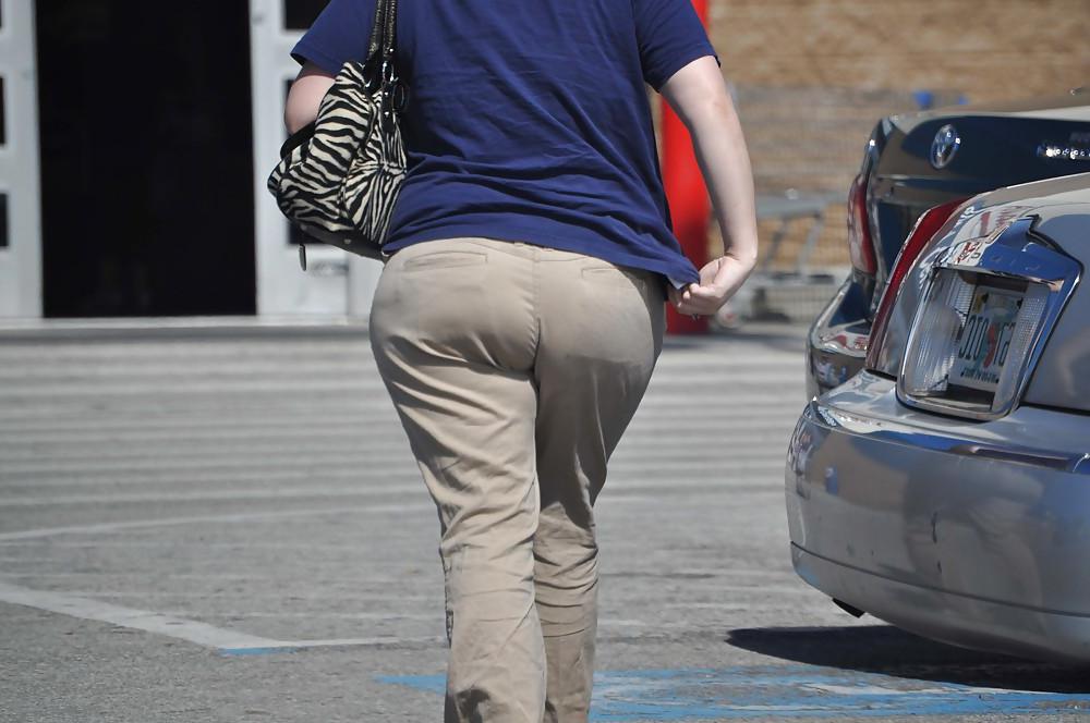 9P Chunky MILF Ass