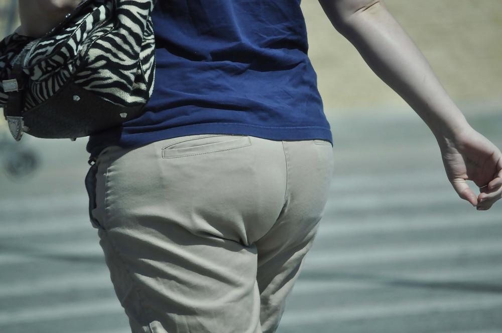 9P Chunky MILF Ass