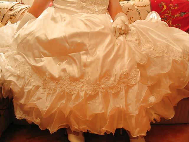 20P Sissy bride new play
