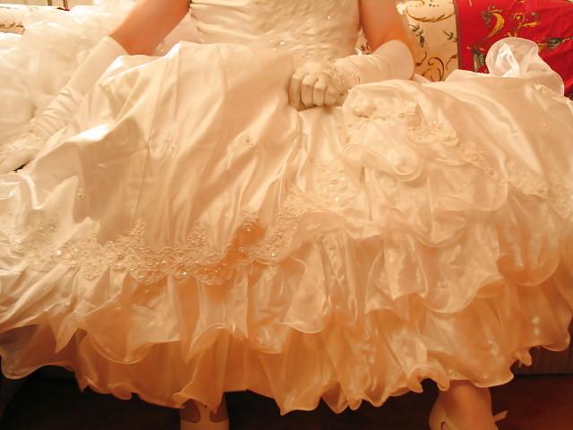 20P Sissy bride new play