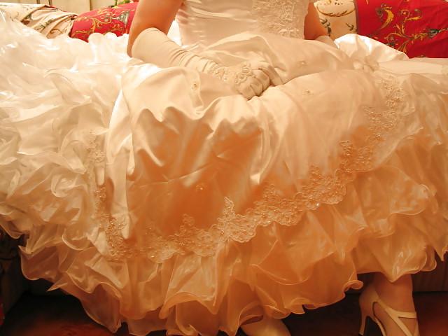 20P Sissy bride new play
