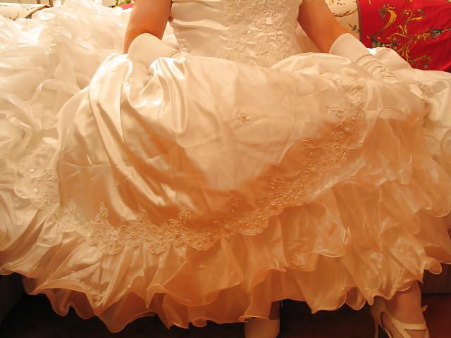 20P Sissy bride new play