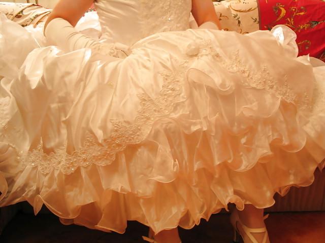 20P Sissy bride new play