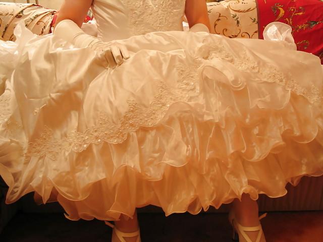20P Sissy bride new play