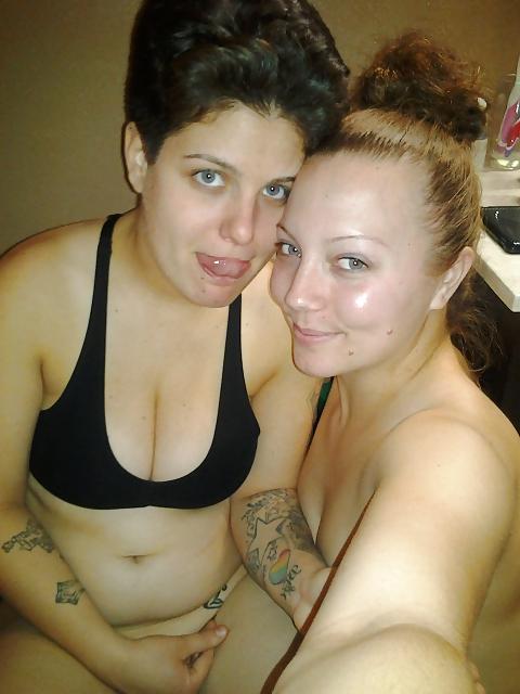 6P Stolen topless photo