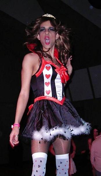 9P Queen Of Hearts Party