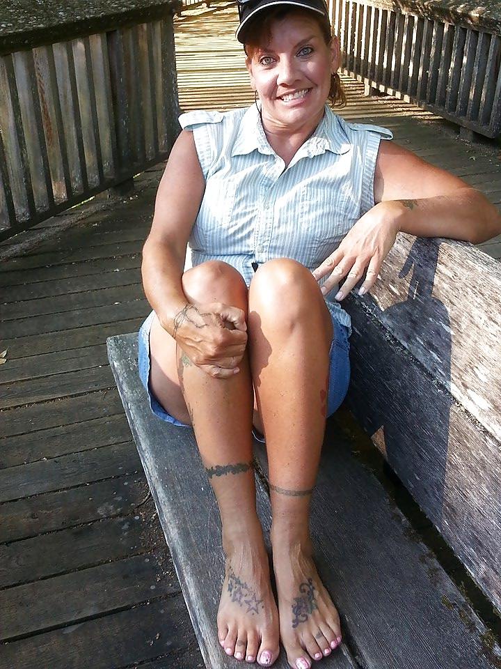 25P Mature feet from FB