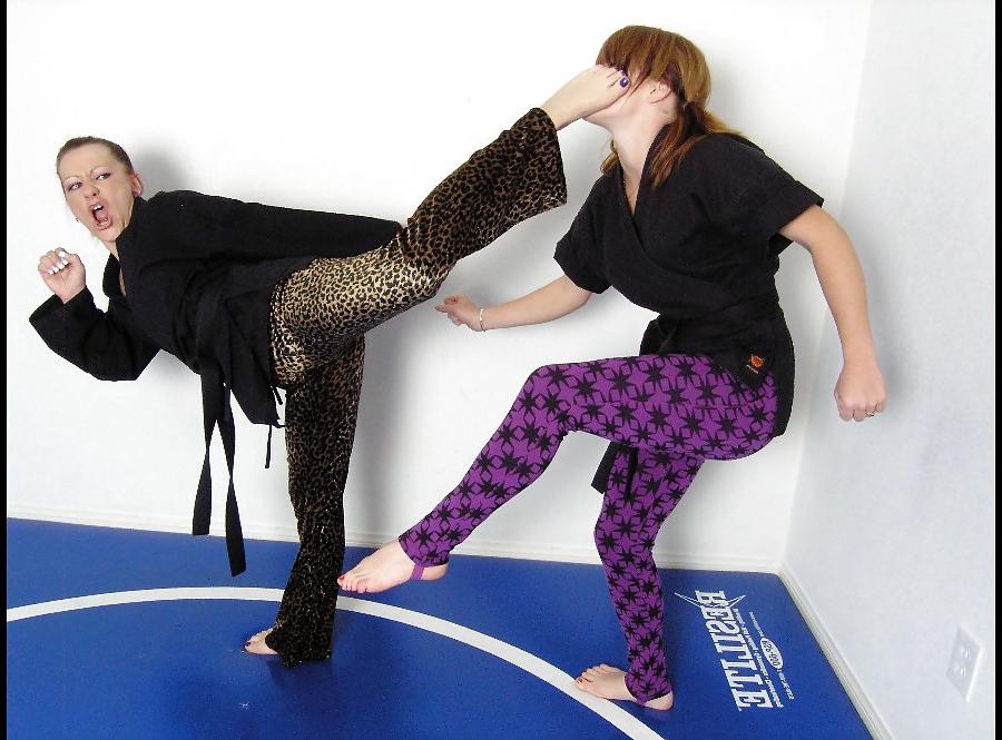 25P Female Martial Arts fetish!! :D