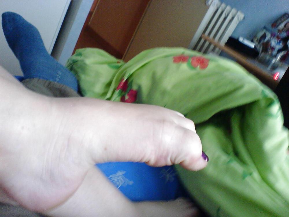 19P Feet & heels of my wife