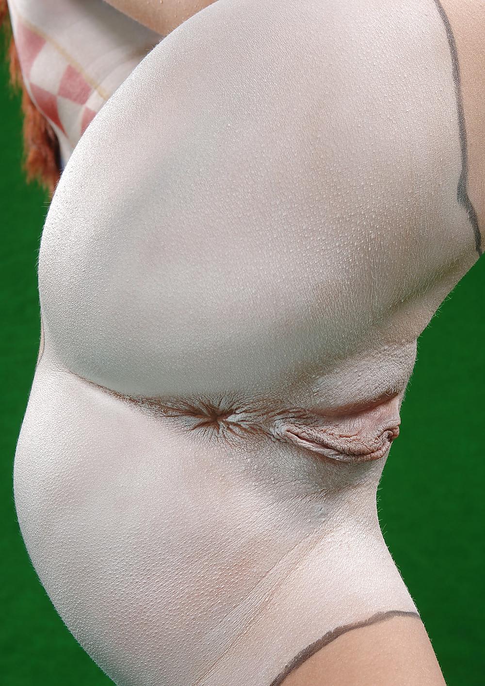24P Body art, painted bodies. Football soccer babes.