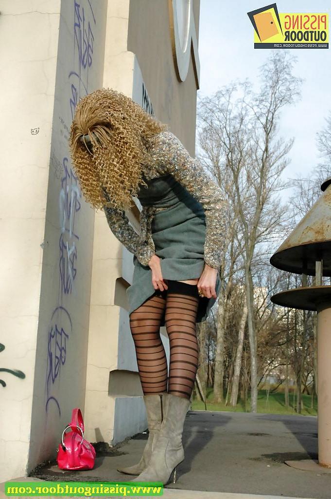 25P XES  ELEGANT SEXY LADIES WEARING ART STOCKINGS