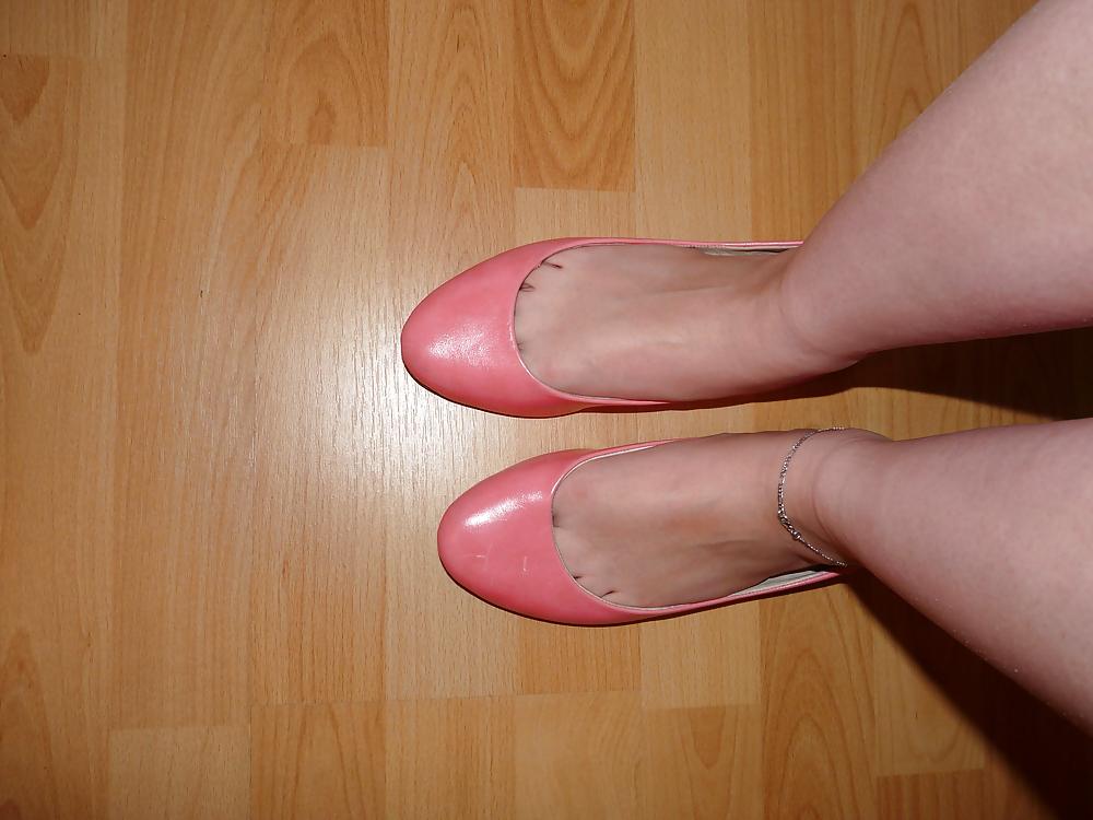 13P Wifes high heels shoes flats ballerinas feet nailpolish 2