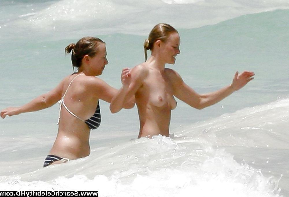 24P Kate Bosworth - Topless Bikini Candids in Cancun