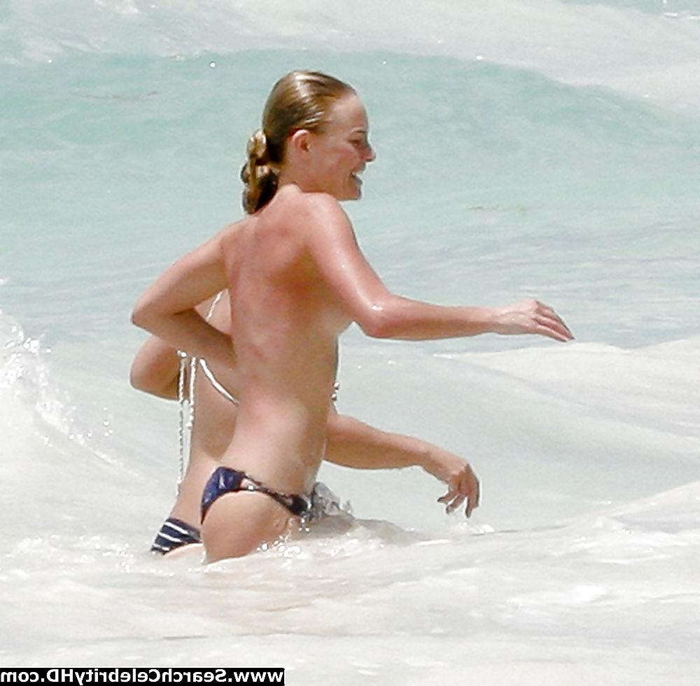 24P Kate Bosworth - Topless Bikini Candids in Cancun