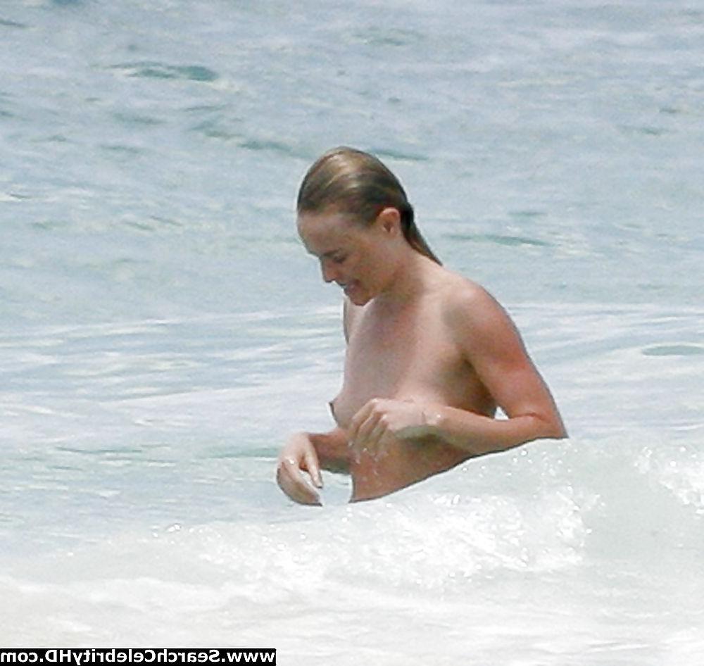 24P Kate Bosworth - Topless Bikini Candids in Cancun
