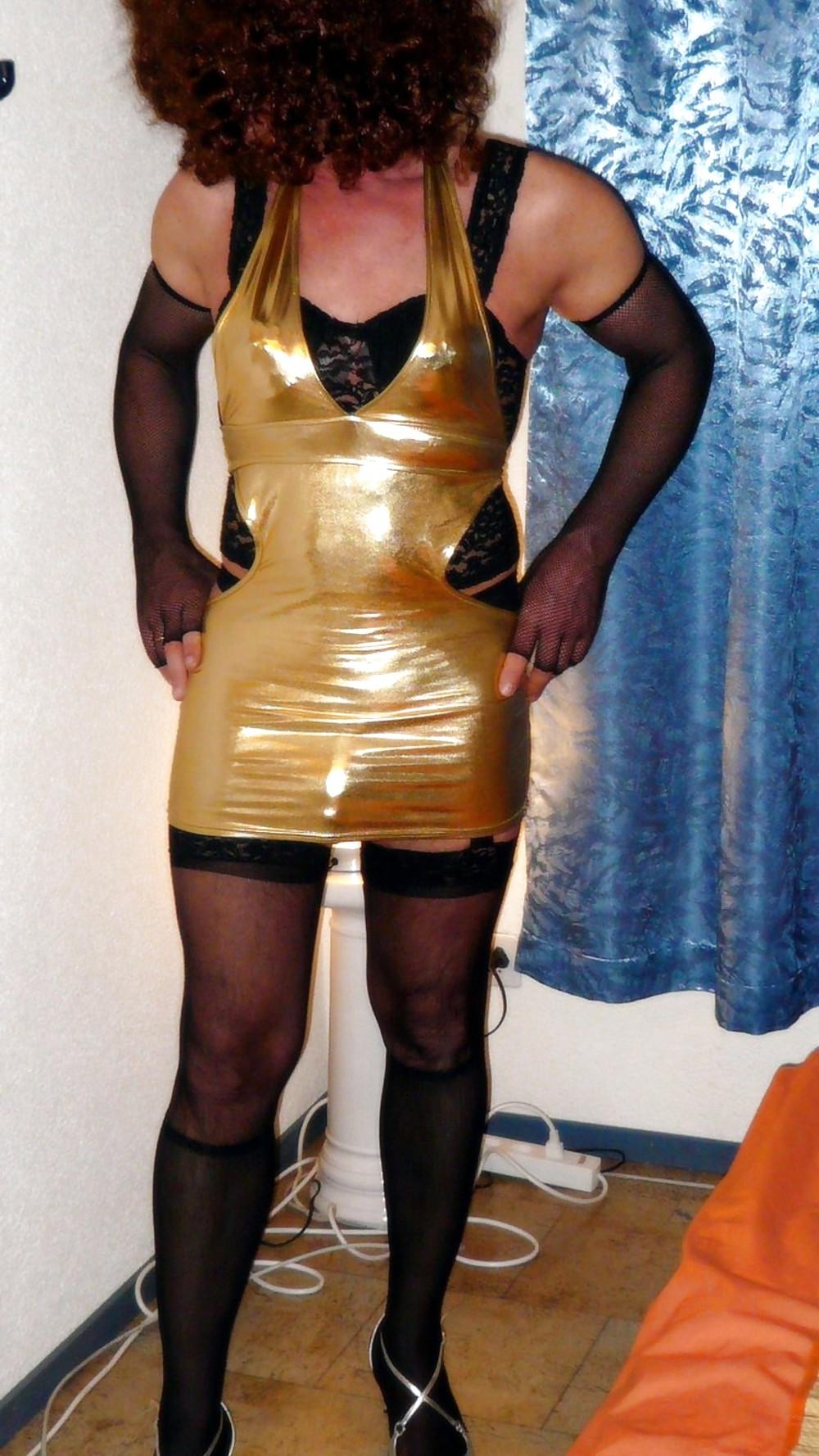 25P Crossdresser-Schlampe