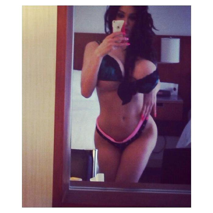 16P Amy: Fake Boob Goddess