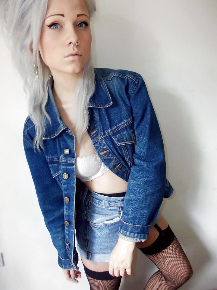25P British Chavs Baited - Whores To Fuck and Breed 7