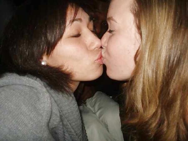 16P The female kiss!