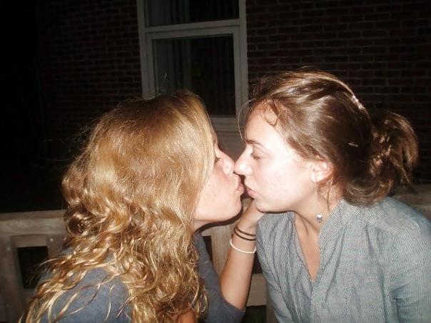 16P The female kiss!