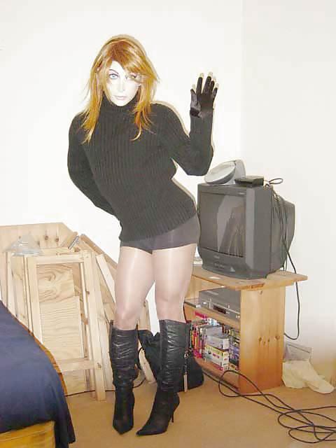 25P Female latex masks