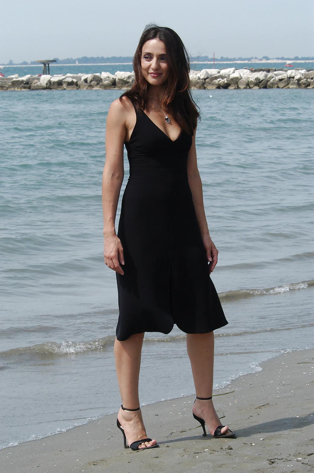 20P Ambra Angiolini Feet