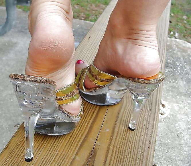 10P Feet in high heels