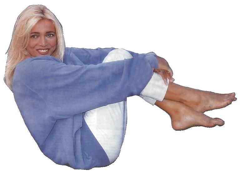 17P Mara Venier Feet