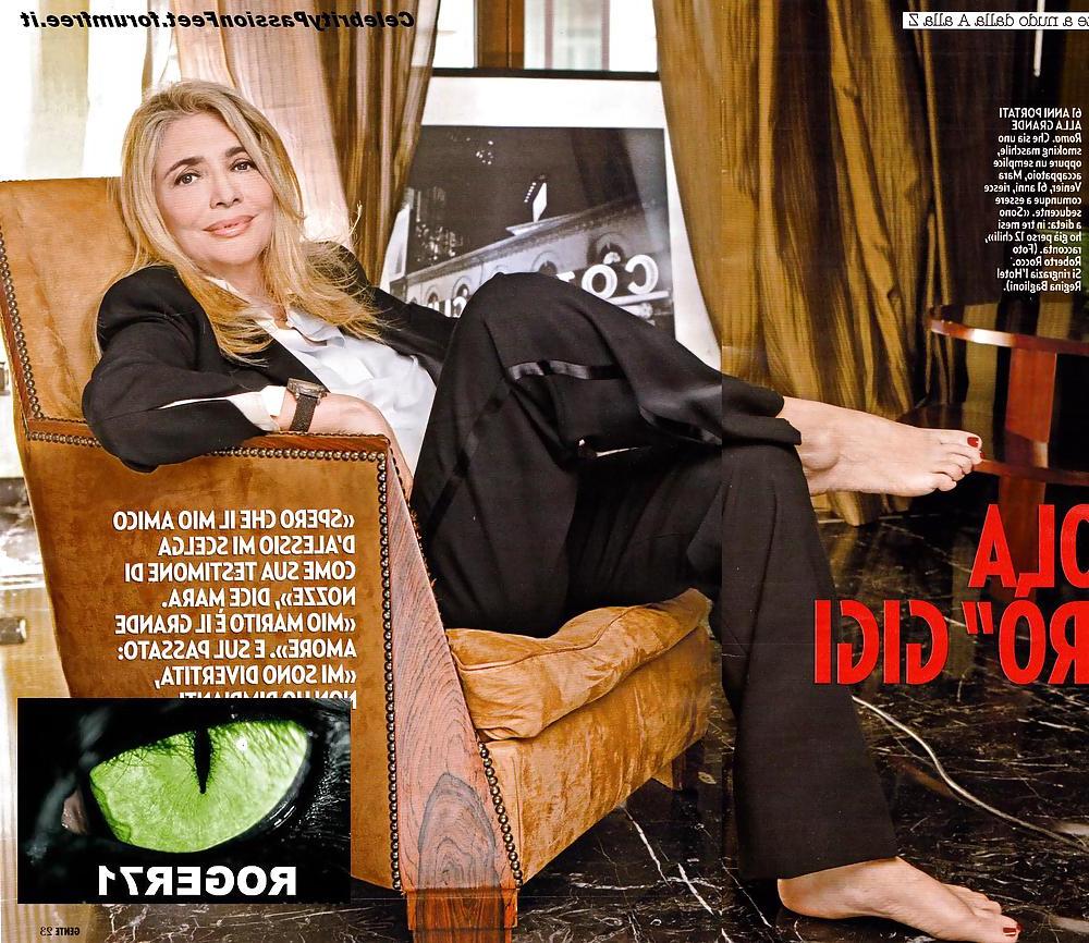 17P Mara Venier Feet