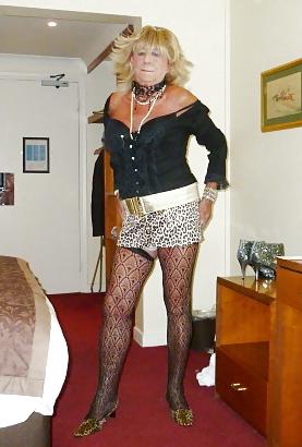 9P Slut to play