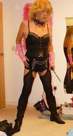 9P Slut to play