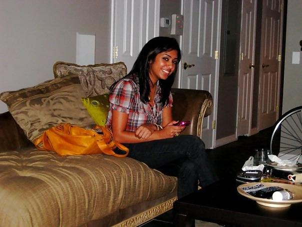 25P Busty Goddess Deepa