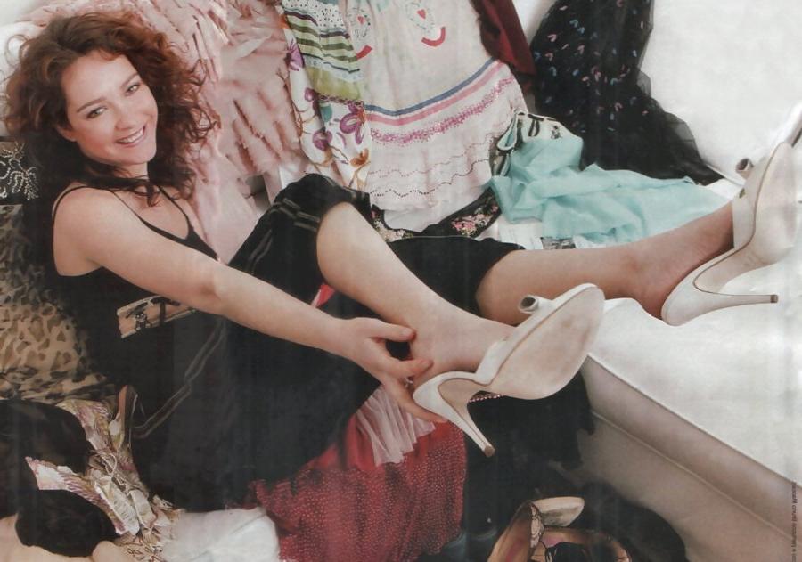 24P Cristiana Capotondi Feet