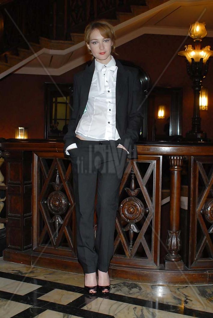 24P Cristiana Capotondi Feet