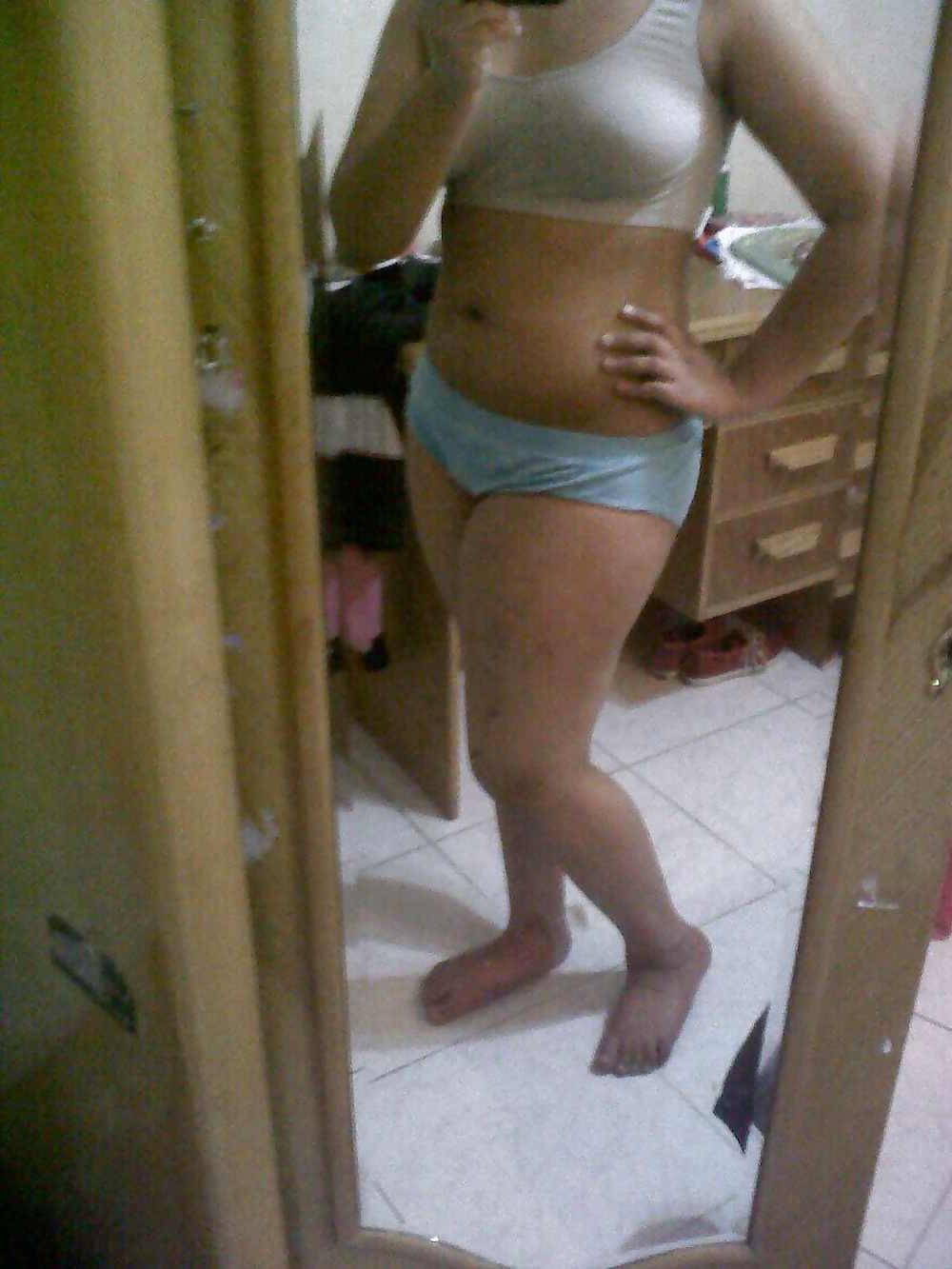 25P HAIRY TEEN BITCH FROM EGYPT