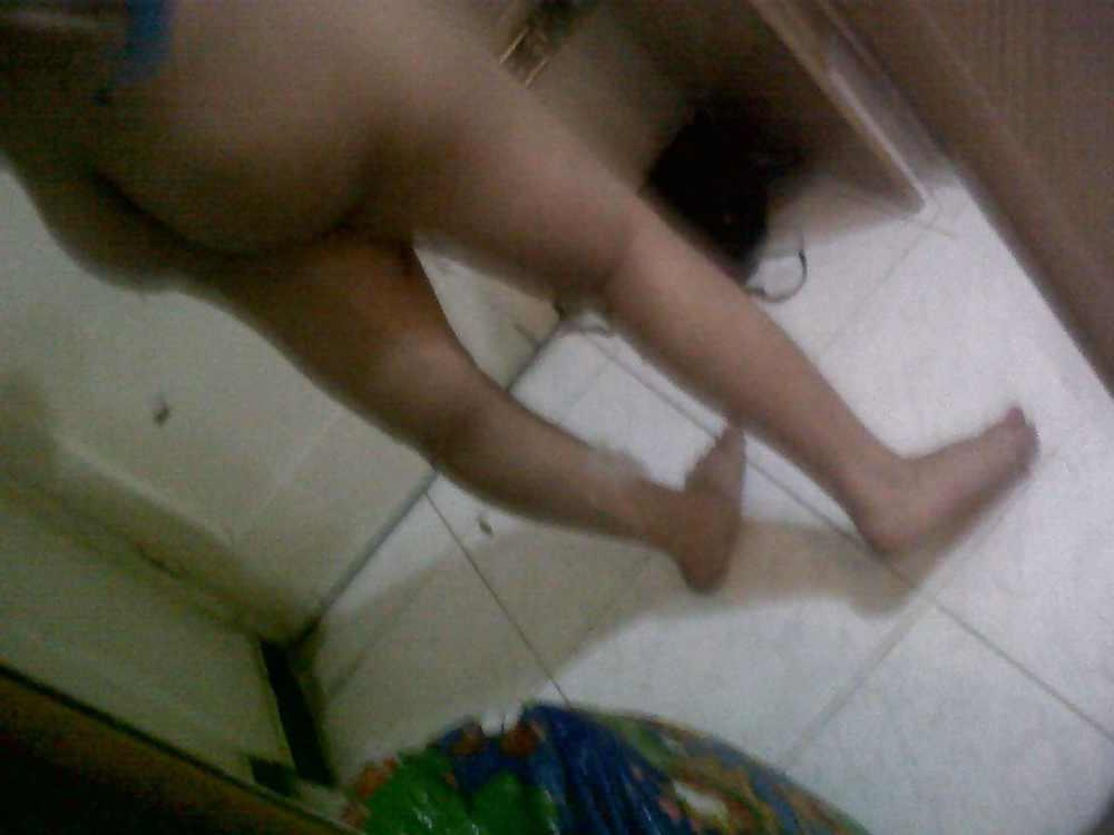 25P HAIRY TEEN BITCH FROM EGYPT