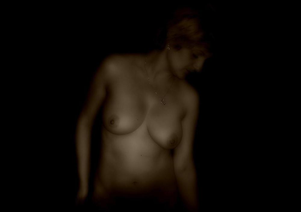 16P Artistic - Erotica