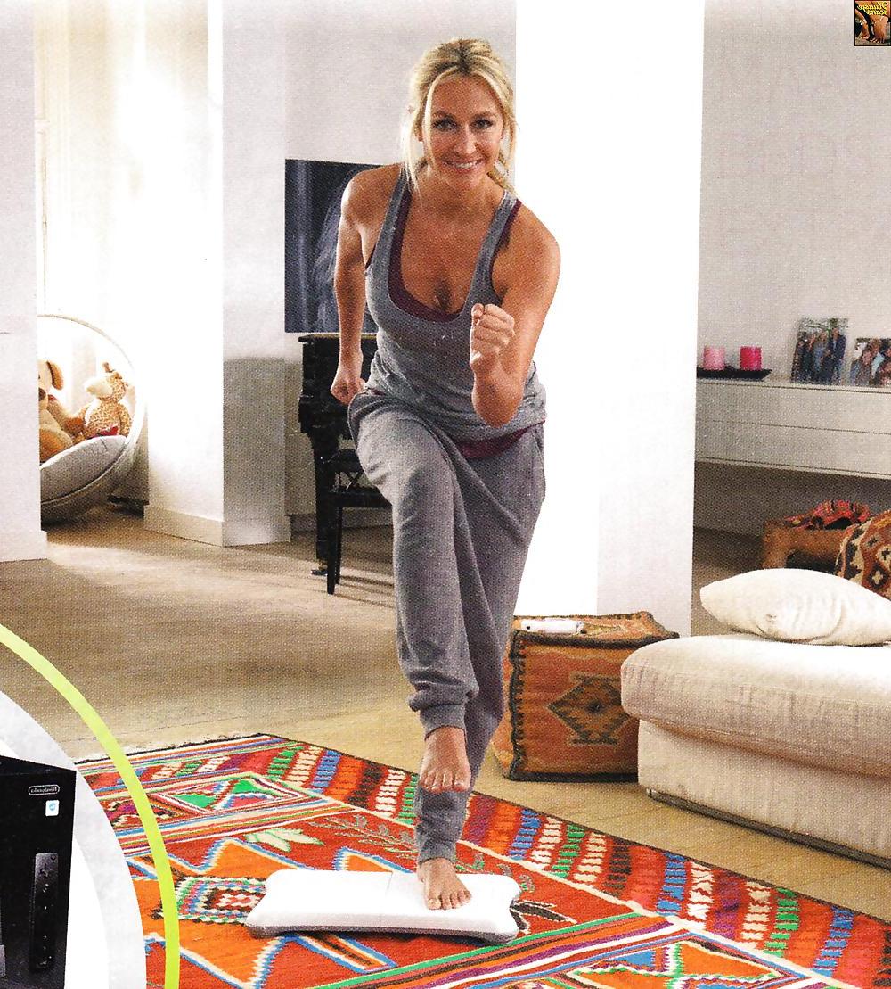 25P Wendy Van Dijk Feet