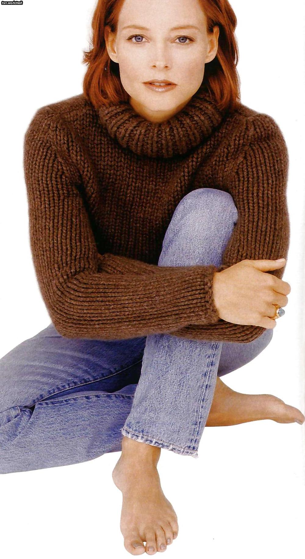 25P Jodie Foster Feet