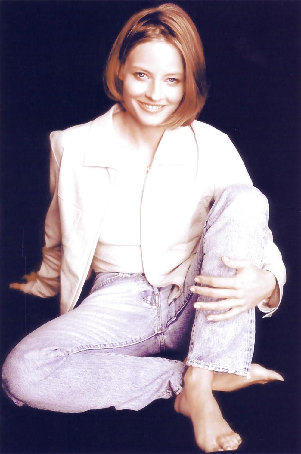 25P Jodie Foster Feet