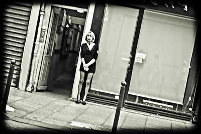 17P Les putains de Paris - Paris (France) female hookers